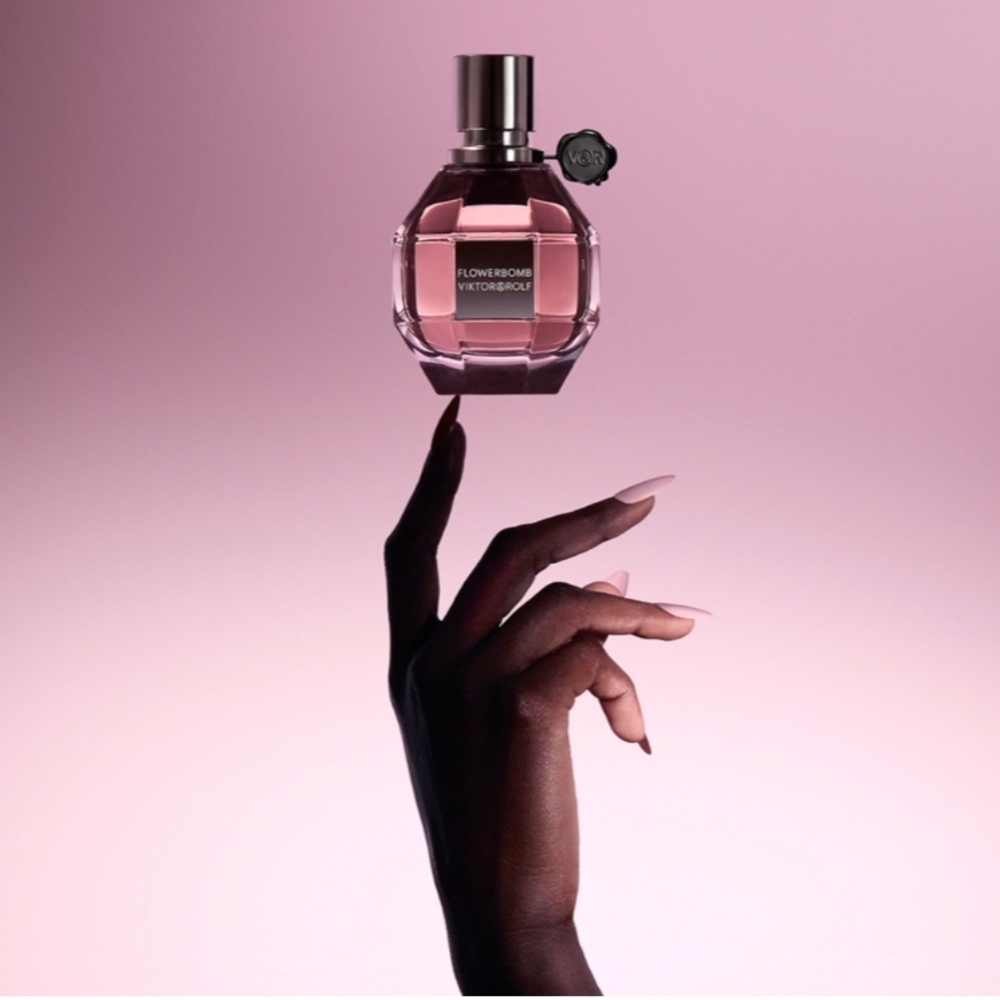 NIB-Flowerbomb By Viktor & Rolf E.D.P - 1.0FL OZ - Picture 7 of 9